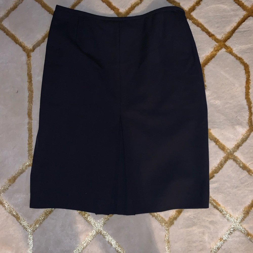 Blue pencil skirt with a little flair